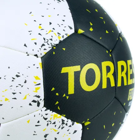 Мяч ганд. TORRES PRO, H32163, р.3, ПУ, 4 подкл. слоя, гибрид. сшивка, черно-бел-желт