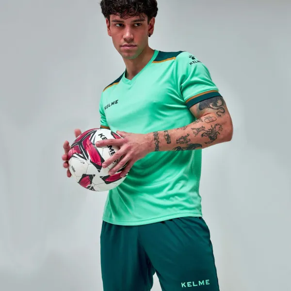 Форма футб. взросл. KELME, 8351ZB1158-328-2XL, р.2XL, 100% полиэстер, мятно-т.зеленый за 3&nbsp;202.80 ₽ в Красноярске