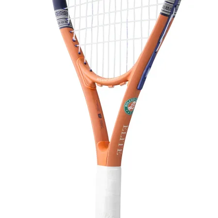 Ракетка б/т Wilson Roland Garros Elite Gr3, WR193210U3, алюм, со струнами, оранжево-бежевый за 8&nbsp;146.40 ₽ купить в Красноярске