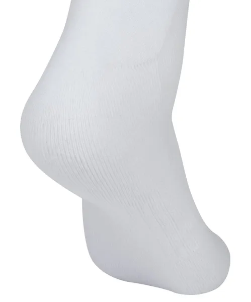 3 3