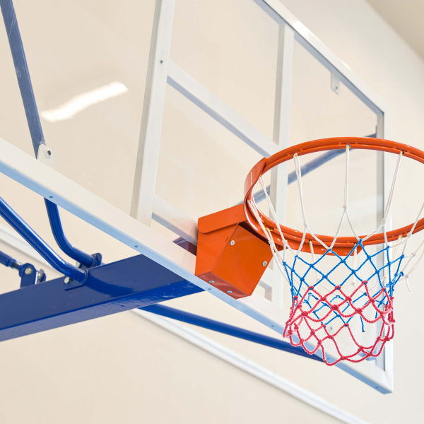 Щит баскетбольный игровой (монолитный поликарбонат) 1050х1800 мм ZAVODSPORTA за 47&nbsp;600 ₽ в #REGION_NAME_DECLINE_PP#