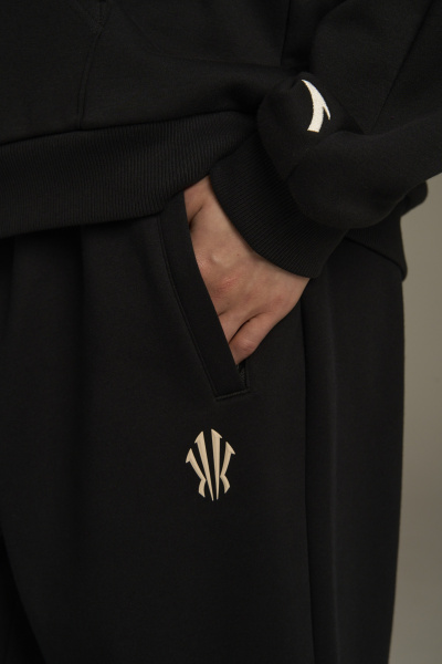 915926001763387512-1435278_19